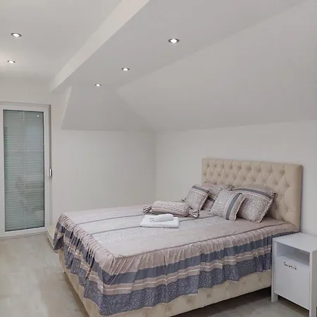 As Na Jablanickom Jezeru