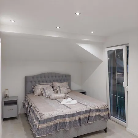 As Na Jablanickom Jezeru